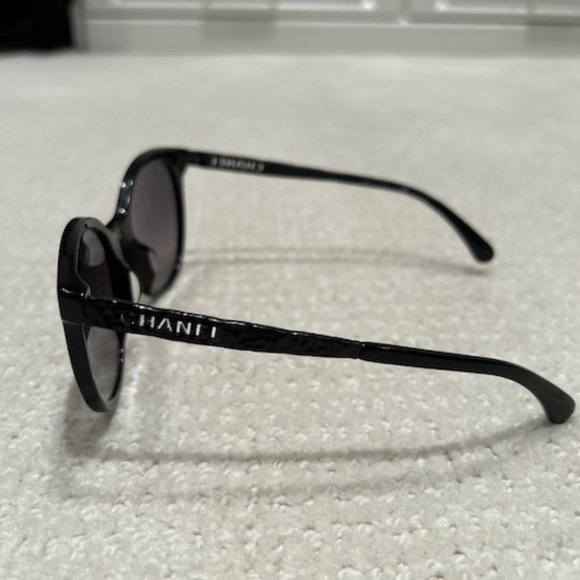Chanel Sunglasses - Picture 5 of 12